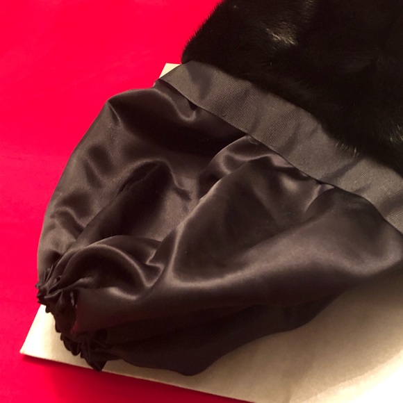 đź–¤MINK đź–¤ - Picture 5 of 9